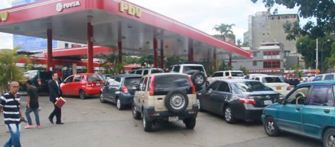 Presidente Maduro anuncia como se distribuirá la gasolina.