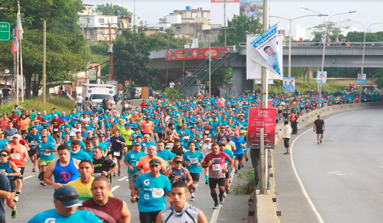 20 años comiendo asfalto caraqueño con más de 4.000 corredores, así celebro Caracas Rock.