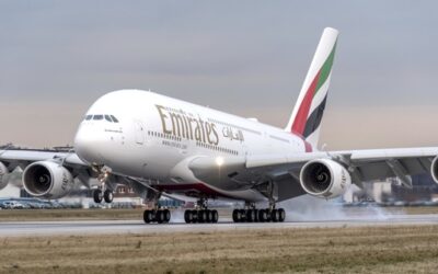 Emirates se las ingenia para sacar un A380 de Moscú